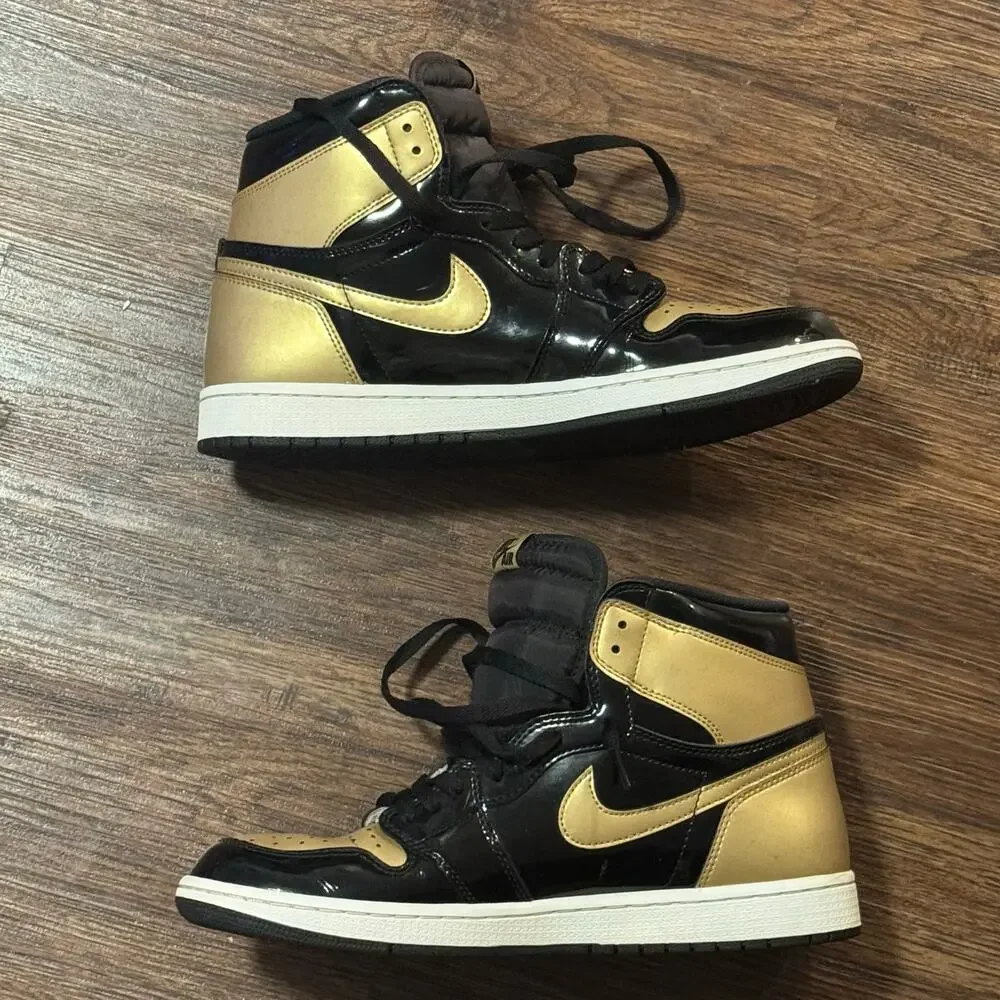 Air Jordan 1 Retro High OG Gold Toe Black White Size 11 (2017)